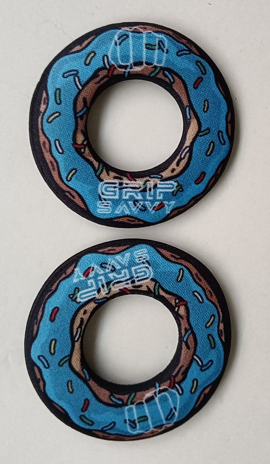 Grip donuts are a simple and effective accessory to provide a cushion for the thumb to rest on, reducing pressure and friction that can lead to blisters.